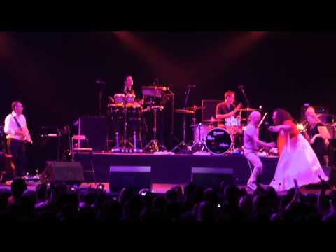 "Don´t Leave Me This Way" Live Sarah Jane Morris & Jimmy Somerville