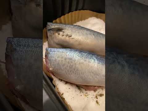 ЖЕСТЬ 🤬 СКУМБРИЯ + СОЛЬ = 😱🐟