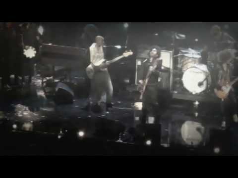 Lenny Kravitz  - The Cross (Tribute to Prince) 2017 Rock and Roll Hall Of Fame  - 4-1-2017