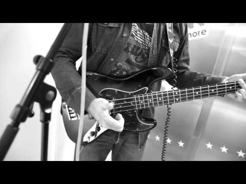 MNM: 2 Fabiola - Beautiful