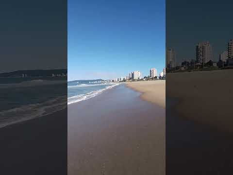 Praia de Piçarras, Santa Catarina | Belíssima orla , céu azul #praia #join #ondas #piçarras #nature