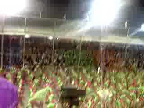 Bateria Mangueira Rio Carnaval 2006