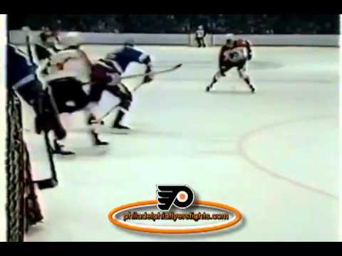 Nov 14, 1985 Charlie Huddy Elbowed by Rick Tocchet Edmonton Oilers vs Philadelphia Flyers