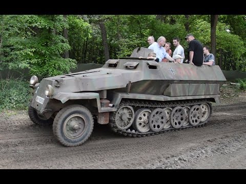 SdKfz 250 and SdKfz 251 off-road