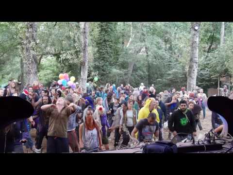 Anoebis playing Astral Projection - Let There Be Light Filteria Remix @ Connection Festival 2016