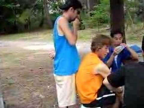 A encoxada - YouTube