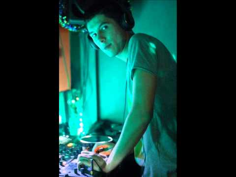 DJ MOE SI 2014 IN THE  MIX  MONDIAL BEACH CLUB