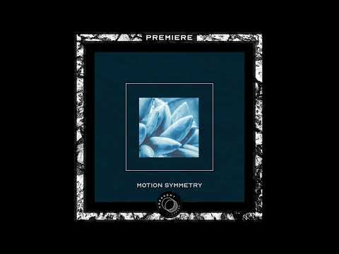 PREMIERE: Motion Symmetry - Strobe Bloom (Pattrn's Broken Tunnel) [CRSCNT09]