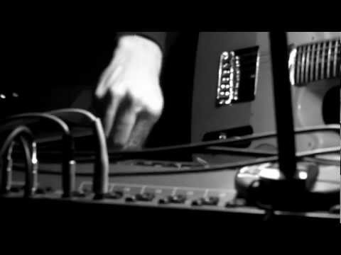 Volkova Sisters live improvisation at Hints of Noise Festival /Roham,Budapest/ 2012