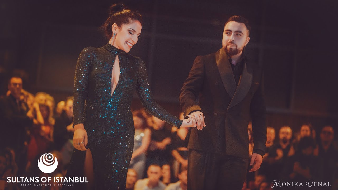 Jonathan Saavedra & Clarisa Aragón "Fibras" discover www.chiquedancewear.com