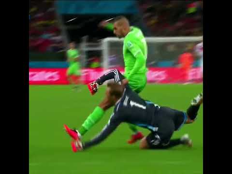 Prime Neuer vs Algeria at WC 2014 🥶