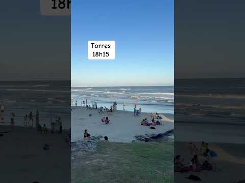 Um pouco de como está o mar e o movimento em Torres RS nessa tarde de sábado. #mar #sol #sabado