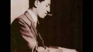 George Gershwin Plays 