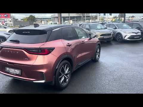 Lexus LBX 1.5 Hybrid Emotion 5dr - Image 2