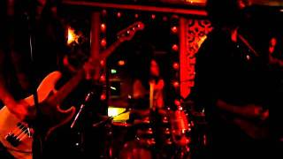 Birds-Margot &amp; The Nuclear So And So&#39;s