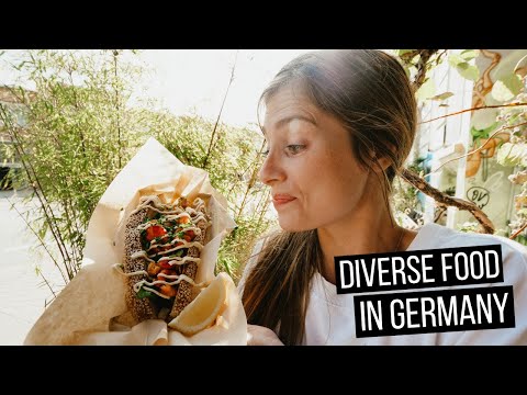 Prove e teste comida diversificada na Alemanha! | Incrível tour gastronômico em Hamburgo! 😋
