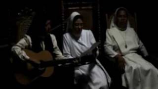 Singing in Jesus de Praga School