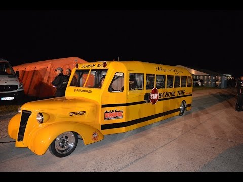 Amerikanischer Schulbus mit 10.000PS auf der Viertel Meile