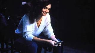 MGU Interview: Actress Mary Elizabeth Mastrantonio video