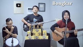 Download lagu Iwan Fals - Bongkar Cover by Ferachocolatos ft. Gilang & Bala mp3
