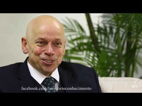 TV Claret e Claretiano Rede de Educação promovem palestra sobre a polarização de ideologias