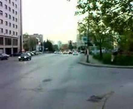 Рали автомобил в града!
