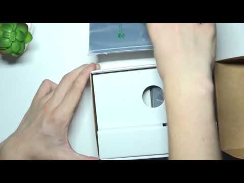 DORO 8100 - Does It Come with Earphones? - Unboxing and Full Accessories Review