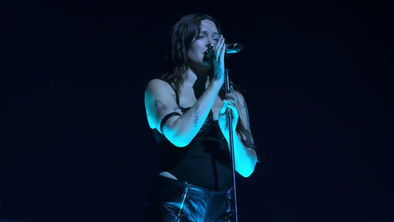 Tove Lo — No One Dies From Love (Live at The Pinnacle 09.15.26)
