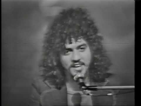 Taiguara - Teu Sonho Não Acabou (ao vivo - 1973)