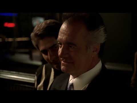 Paulie 3. kedvenc száma - Maffiózók