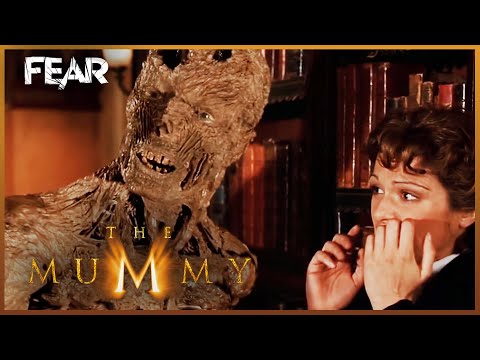 Imhotep Is Scared By a Cat | The Mummy (1999)