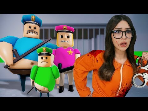 I ESCAPED Police Family PRISON RUN (Roblox)