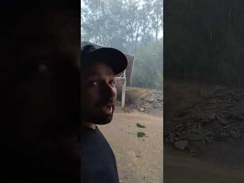 Chuva forte com vento aqui no interior de Nova Bassano RS