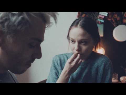 Video thumbnail for Dead Flower