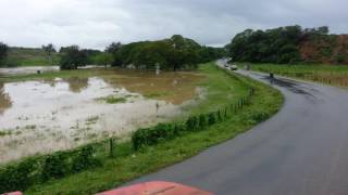 Creciente del Rio Yaque del Norte Puente Esperanza Amina Carretera Cañeo