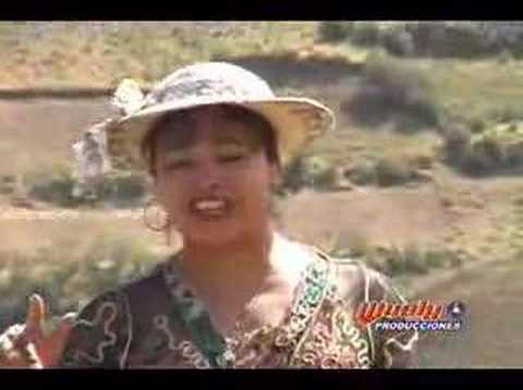 MILY MONTES - Que triste vida  Santiago