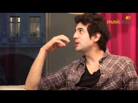 Un chanteur classé X