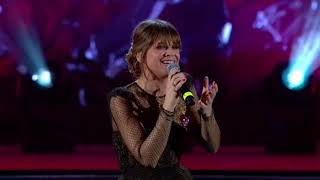 ALESSANDRA AMOROSO -PARLARE PERDONARE E BACIARE (LIVE)