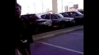 Download lagu (london) hang out.xxx mp3