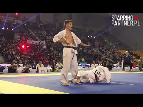 Kamil Berkowicz vs Haruto Fujita | Mistrzostwa Świata Shinkyokushin 2022 | SparringPartner