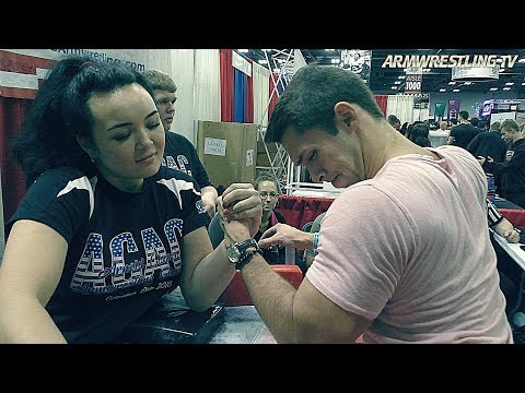 Here's How Female Arm Wrestling Champion Aleksandra Ozerova Does Against This Body Builder