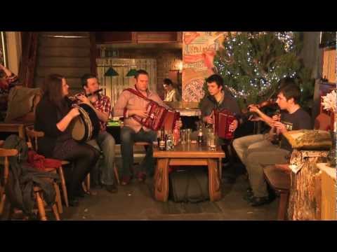 Trad Session at The Fiddlestone: Traditional Irish Music from LiveTrad.com