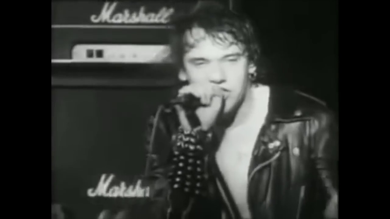 Iron Maiden - Phantom of the Opera - - YouTube