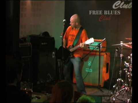 Free Blues Club - BLACK DOGS - Lalka Barbie