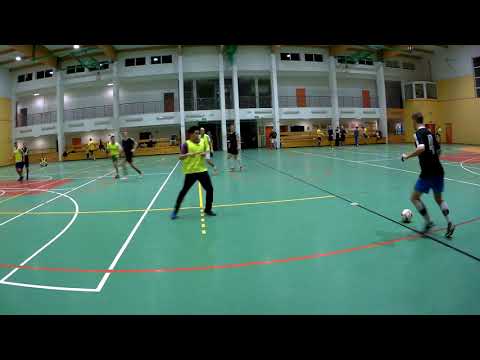 StrefaFutbolu.pl: Przyjaciele Fryzjera - Akademia Teatralna