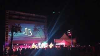 Jonas Brothers - Sunset On The Beach 2013