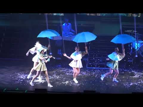 2019 12 19 Lindsey Stirling - Let It Snow