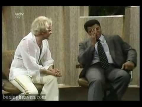 Muhammad Ali  and  Freddy Starr,  The best clip on British Tv