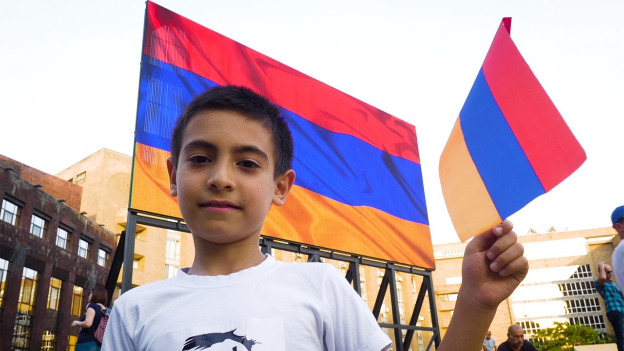 Սերժ Թանկյանը Փաշինյանի բանաստեղծության հիման վրա երգ է գրել 