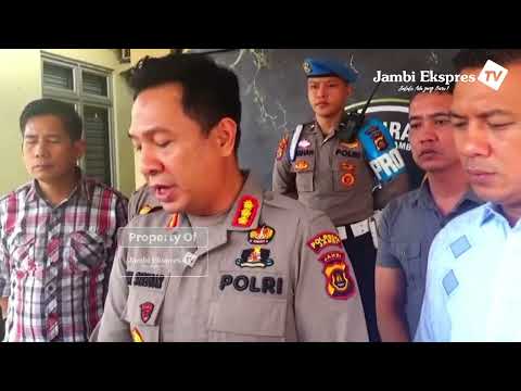 PEDAGANG PEMPEK TETESKAN AIR MATA USAI PERKELAHIAN MAUT